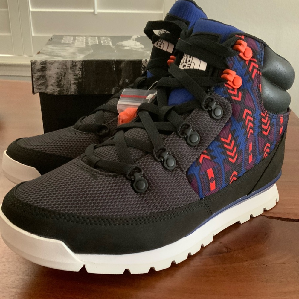 The North Face ’92 RAGE BACK-TO-BERKELEY Boots BLACK Aztec 90s Retro